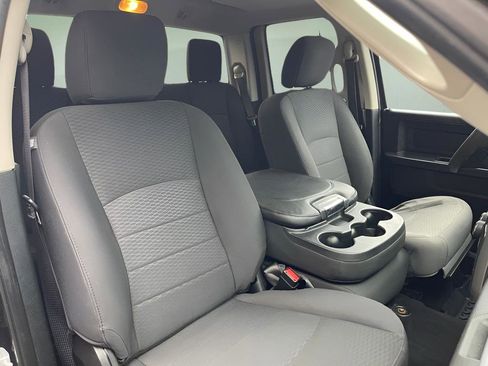 Used 2019 RAM 1500 Express w/ Express Value Package image 22