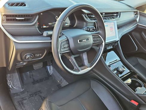 Used 2021 Jeep Grand Cherokee L Limited image 10