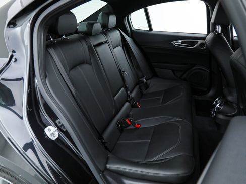 New 2025 Alfa Romeo Giulia w/ Driving Assist Package RWD image 13