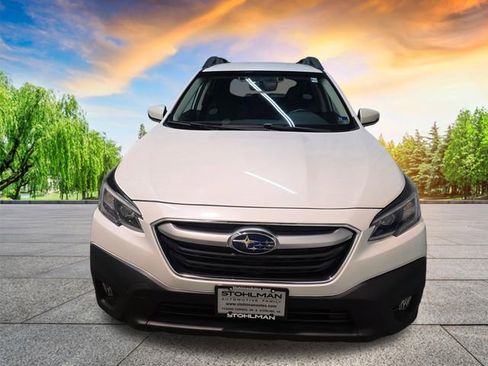 Used 2022 Subaru Outback Premium image 10