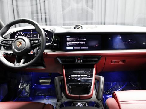 Used 2024 Porsche Cayenne Turbo GT image 24