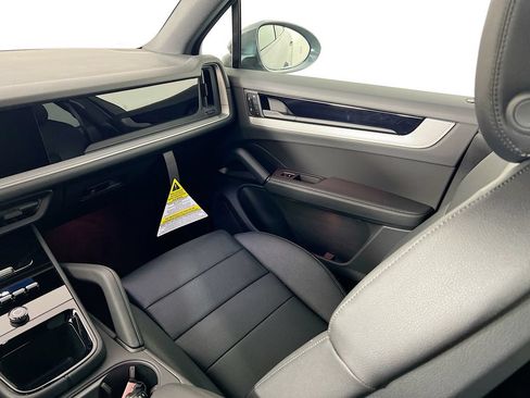 New 2026 Porsche Cayenne AWD/4WD image 26