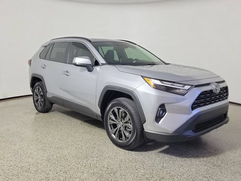 Used 2025 Toyota RAV4 XLE Premium w/ Weather Package AWD/4WD image 4