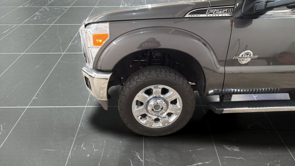 Used 2016 Ford F250 Lariat w/ Lariat Ultimate Package AWD/4WD image 24