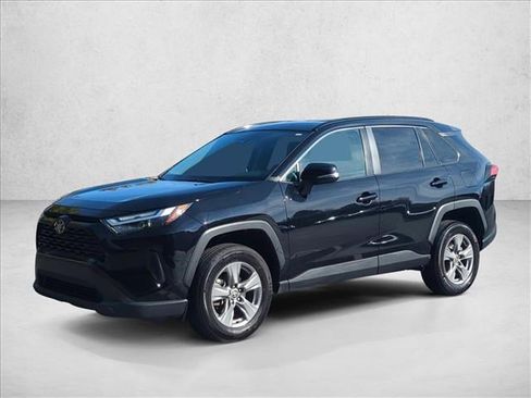 Used 2024 Toyota RAV4 XLE image 1