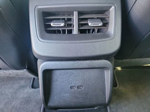 Certified 2025 Chevrolet Equinox EV LT image 13