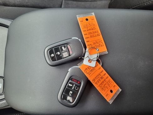 Used 2025 Honda Accord SE image 25