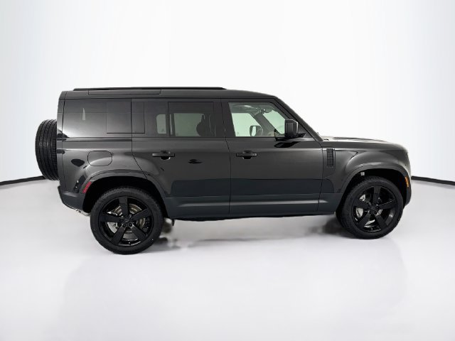 New 2026 Land Rover Defender 110 S AWD/4WD image 4