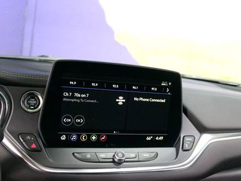 Used 2025 Chevrolet Blazer LT FWD image 19