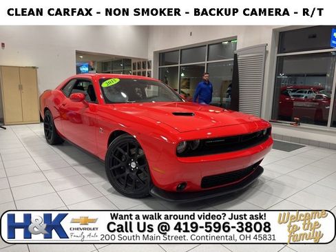 Used 2015 Dodge Challenger R/T Scat Pack w/ Scat Pack Appearance Package image 1