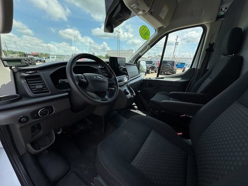 Used 2023 Ford E-Transit Medium Roof w/ Interior Upgrade Package RWD image 10