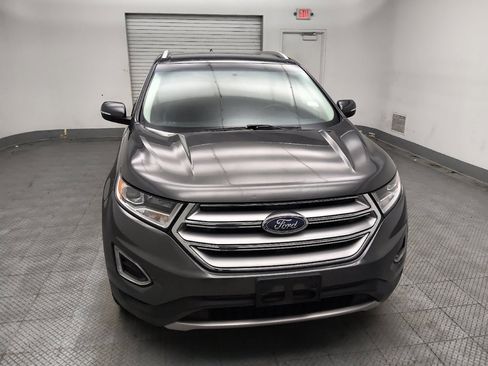 Used 2017 Ford Edge Titanium w/ Technology Package AWD/4WD image 14
