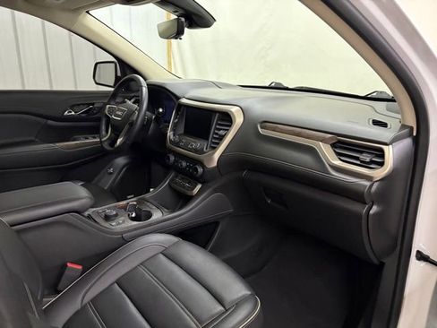 Used 2023 GMC Acadia Denali w/ Denali Ultimate Package AWD/4WD image 36