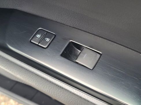 Used 2025 Toyota Camry SE FWD image 22