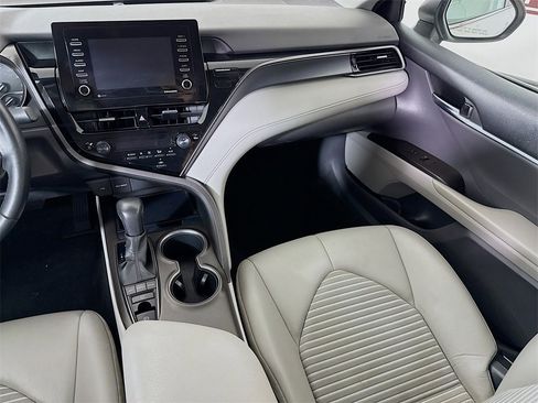 Certified 2022 Toyota Camry SE image 26