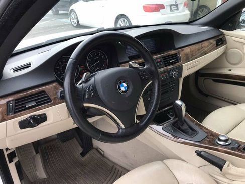 Used 2008 BMW 335i Convertible image 9