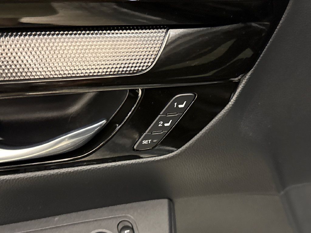 Used 2025 Honda CR-V Sport Touring image 22
