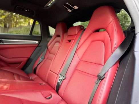 Used 2023 Porsche Panamera 4 Platinum Edition AWD/4WD image 22