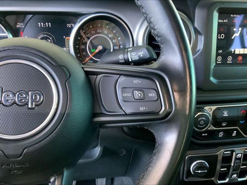 Used 2022 Jeep Wrangler Unlimited Sport image 25