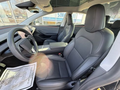 Used 2025 Tesla Model 3 Long Range image 10