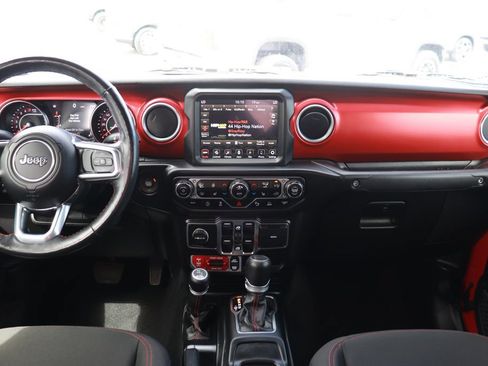 Used 2020 Jeep Gladiator Rubicon AWD/4WD image 13