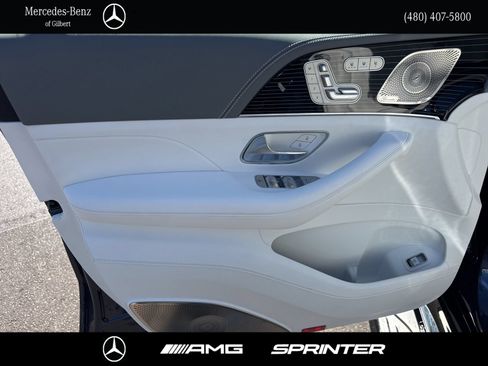 New 2026 Mercedes-Benz Maybach GLS 600 4MATIC image 14