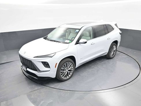 New 2026 Buick Enclave Avenir w/ Super Cruise Package image 28