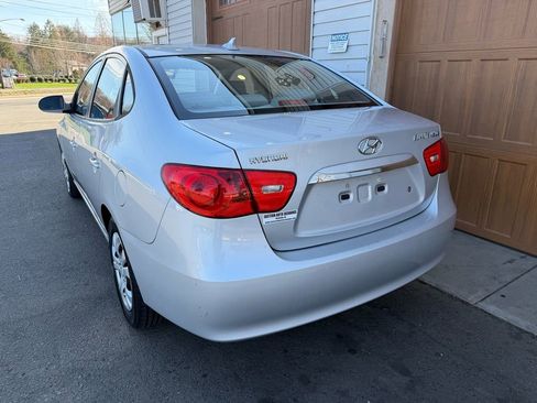 Used 2010 Hyundai Elantra w/ Comfort Pkg 2 FWD image 5