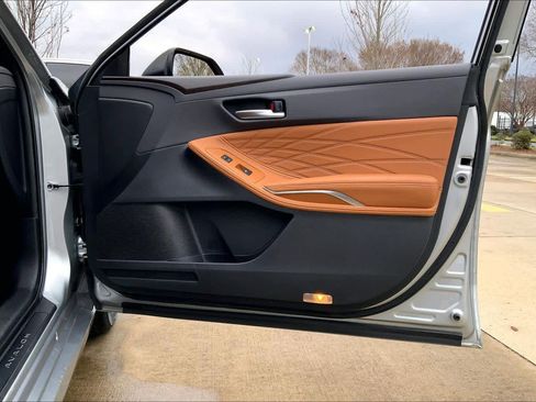 Used 2020 Toyota Avalon Limited w/ Advanced Safety Package image 22