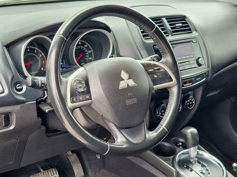 Used 2015 Mitsubishi Outlander Sport ES FWD image 11