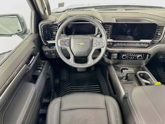 Used 2026 Chevrolet Silverado 1500 LTZ w/ LTZ Premium Package AWD/4WD image 25