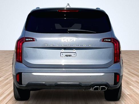 Used 2025 Kia Telluride S FWD image 4