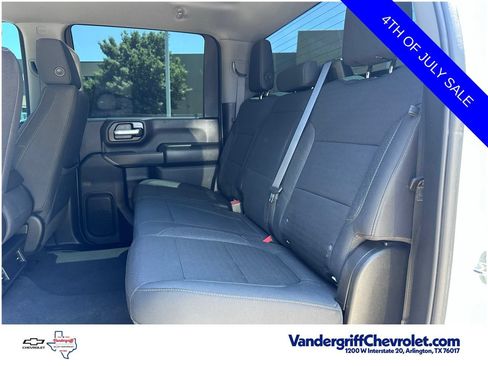 Used 2022 Chevrolet Silverado 2500 Custom w/ Custom Value Package AWD/4WD image 13
