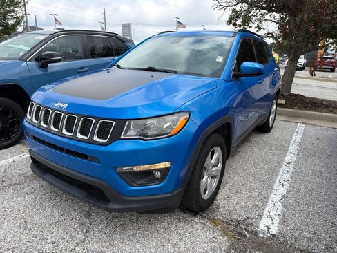 Used 2021 Jeep Compass Latitude w/ Sun and Sound Group FWD image 1