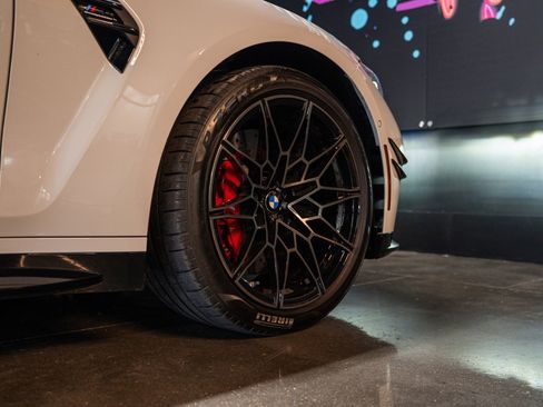 Used 2026 BMW M4 Competition w/ Executive Package RWD image 16