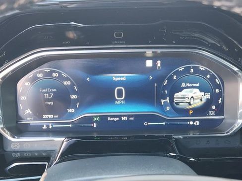 Used 2023 Chevrolet Silverado 1500 ZR2 image 13