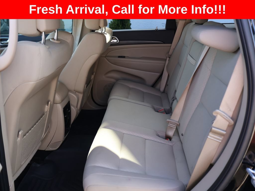 Used 2022 Jeep Grand Cherokee Laredo E w/ Security & Convenience Group AWD/4WD image 9
