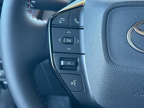 New 2026 Toyota Prius Plug-In Hybrid image 27