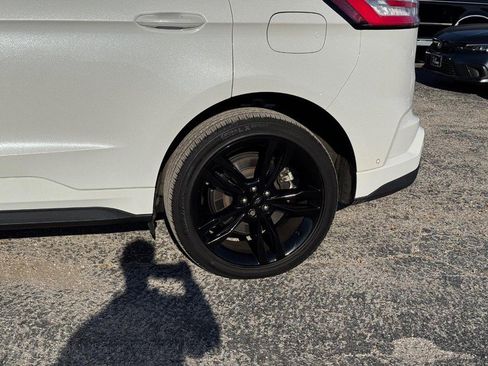 Used 2024 Ford Edge ST w/ Equipment Group 401A image 11