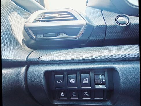 Used 2019 Subaru Forester Limited image 35