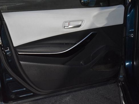 Used 2020 Toyota Corolla XSE FWD image 36