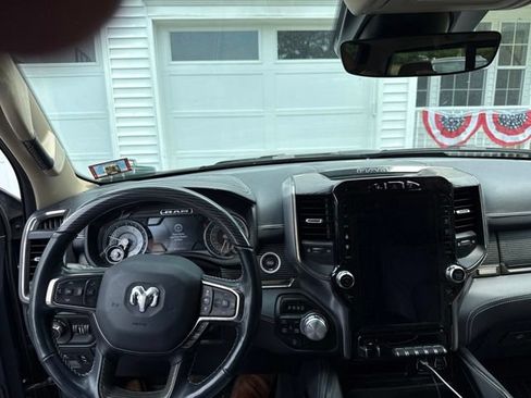 Used 2020 RAM 1500 Limited AWD/4WD image 16