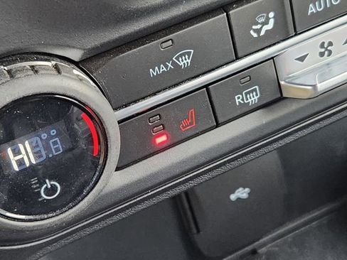 Certified 2024 Ford Bronco Everglades image 26