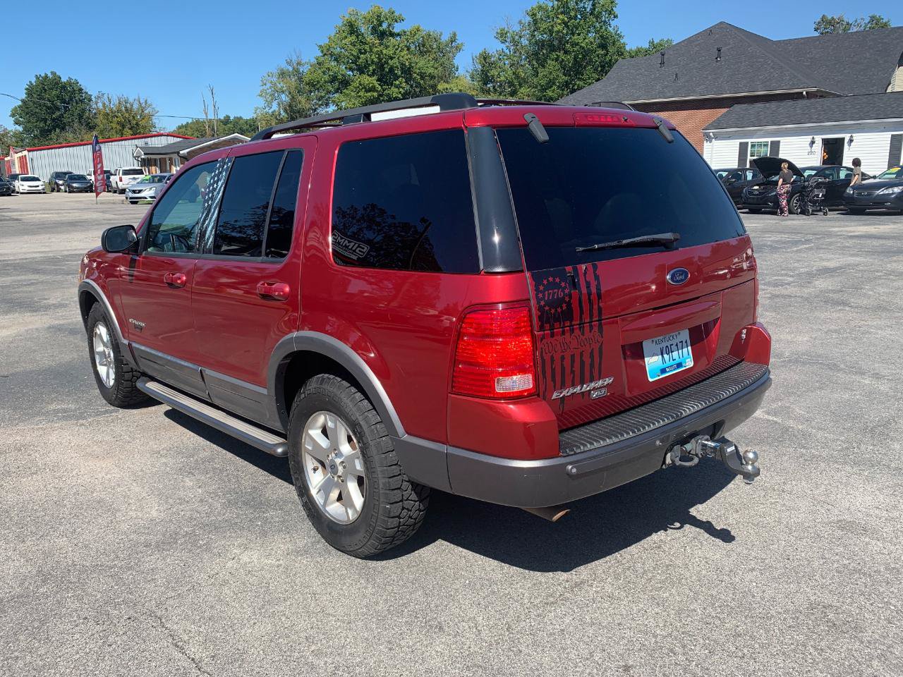 Used 2004 Ford Explorer XLT AWD/4WD image 3