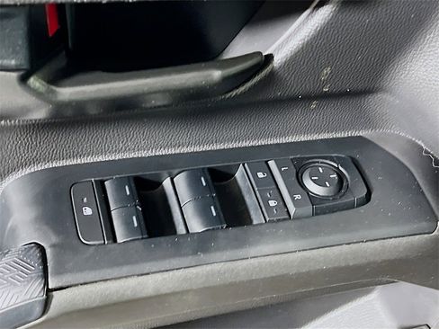 Certified 2024 Toyota Tacoma SR5 image 17