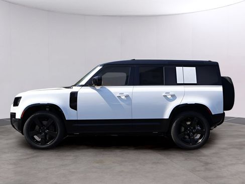 New 2026 Land Rover Defender 110 X-Dynamic SE AWD/4WD image 4