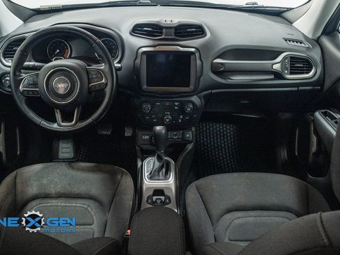 Used 2022 Jeep Renegade Latitude w/ Convenience Group image 28