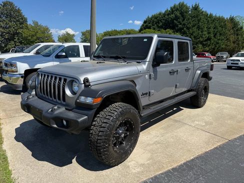 Used 2020 Jeep Gladiator Sport w/ Quick Order Package 24S image 1