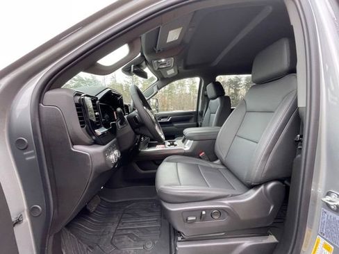 New 2026 GMC Sierra 2500 SLT image 19