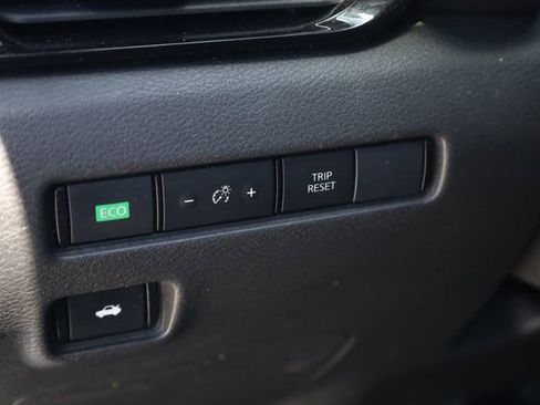 Used 2020 Nissan Sentra SV FWD image 10